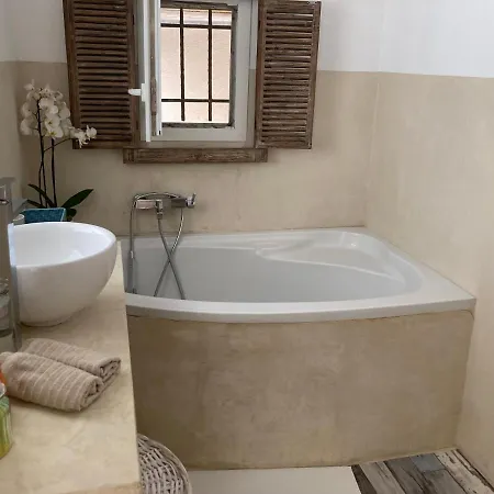 Maison Ensoleillée à 15 Minutes De Cassis
