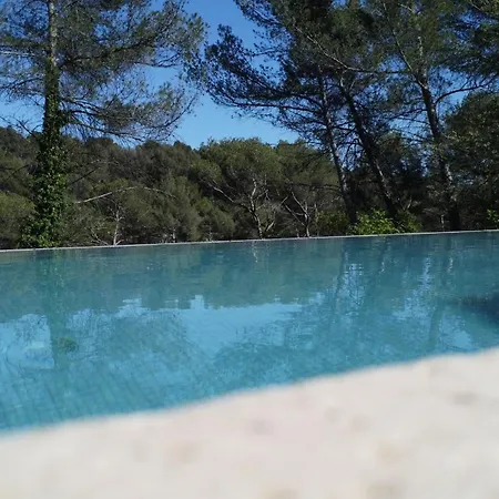 Maison Ensoleillée à 15 Minutes De Cassis *